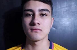 Elías Giménez (19) se encuentra desaparecido desde hace una semana.