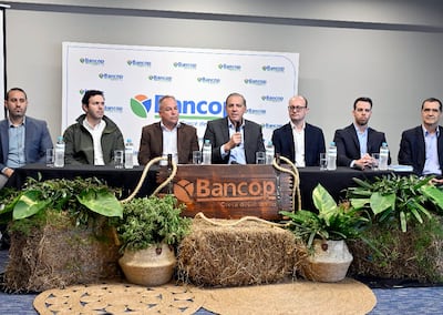 Organizadores de la “Noche ganadera Bancop”.