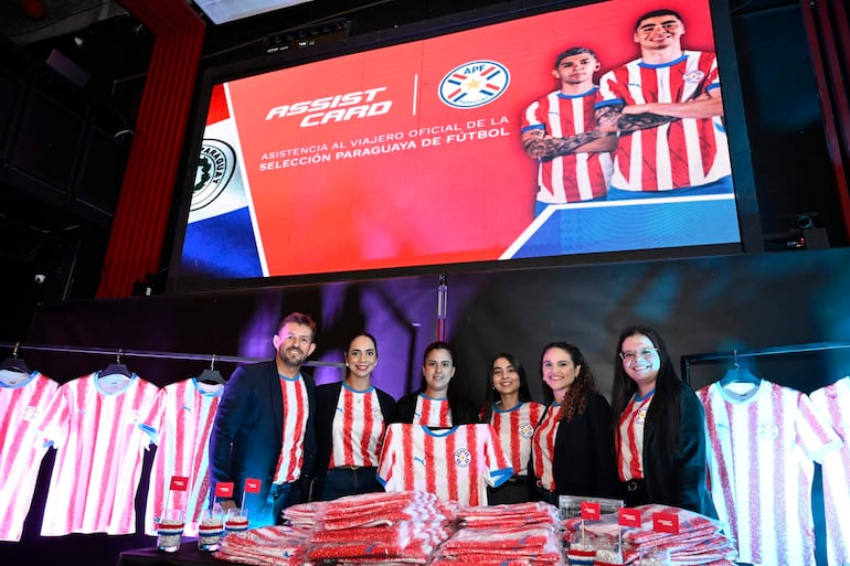 El evento reunió a clientes y aliados estratégicos en un espacio que combinó fútbol, experiencia de marca y networking.