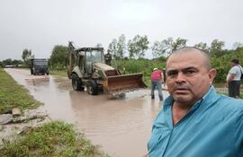 favor enviar a shell política , gracias (hilario adorno, intendente de Casado) (fachada del Ministerio de Economía)
De agodoy <agodoy@abc.com.py>
Destinatario foto <foto@abc.com.py>
Fecha 27-04-2025 11:32