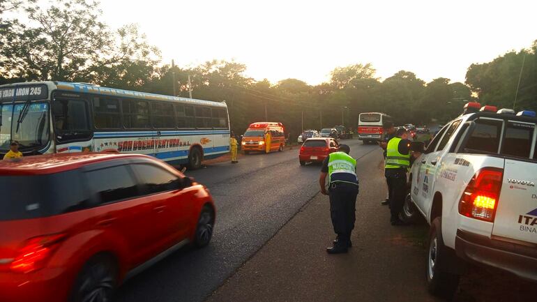 En el accidente intervinieron bomberos voluntarios, efectivos policiales y del Ministerio Público.