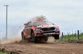 Agustín Alonso y Edgardo Galindo (Škoda Fabia RS Rally2) abrirán el día con las verificaciones.