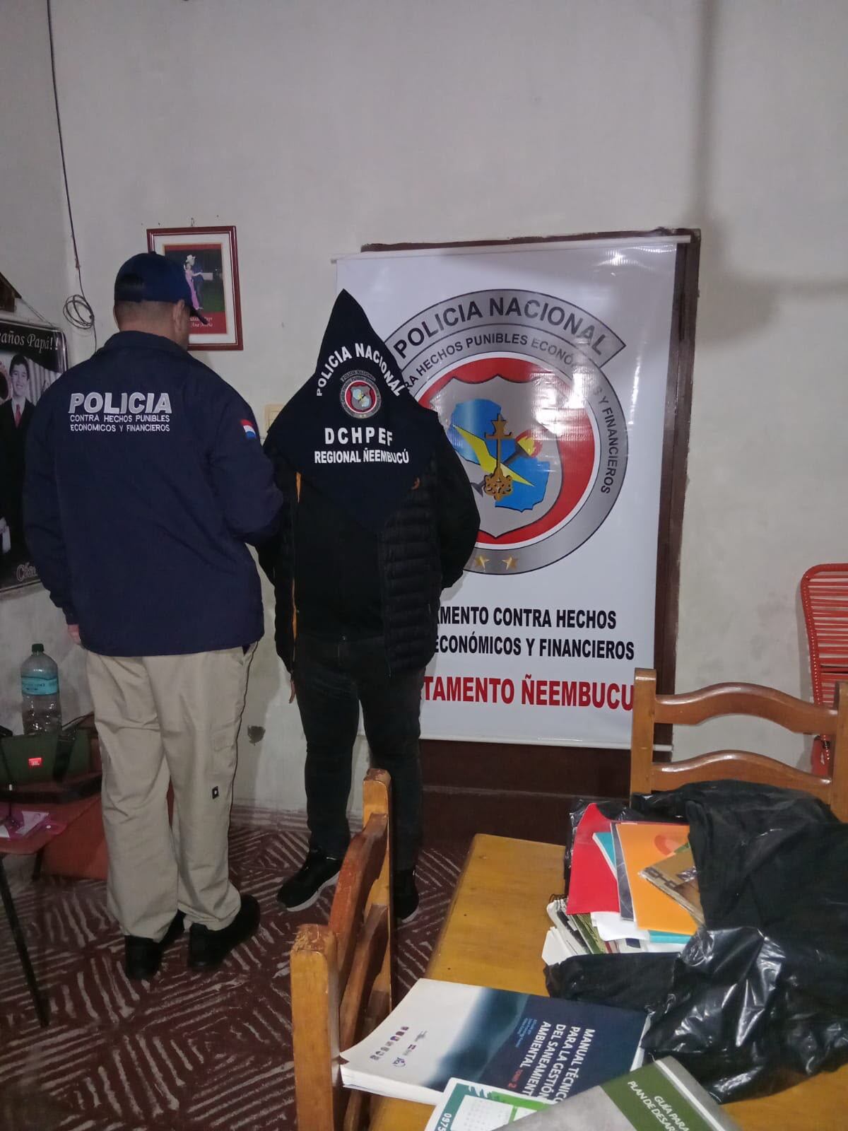Exintendente de Guazú Cuá fue detenido durante allanamiento en Pilar