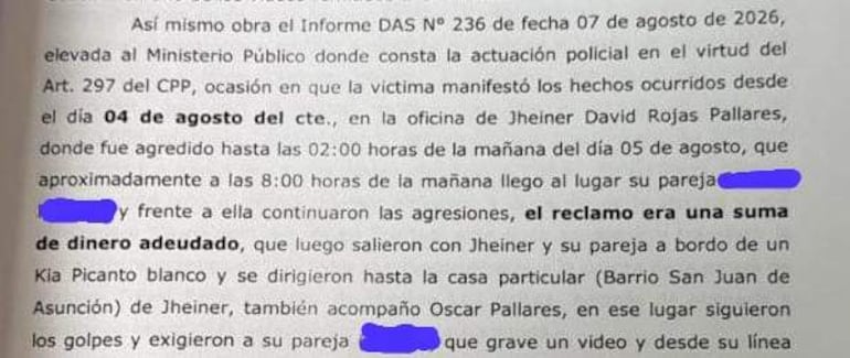 Documento impreso que detalla un informe policial sobre agresiones en una oficina, sin figuras visibles.