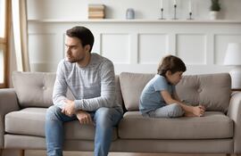 Las heridas emocionales de la infancia son experiencias que, aunque pueden parecer lejanas, tienen el potencial de perfilar nuestras vidas adultas.