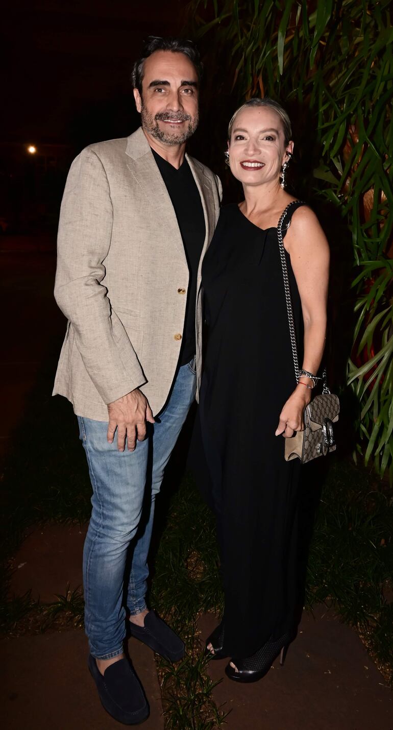 Pedro Cataldo y Adriana Fernández.