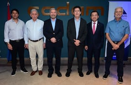Didier Arias, Víctor Servín, Miguel Carrizosa, Juan Pecci, Marcelo Toyotoshi y Camilo Carrizosa.