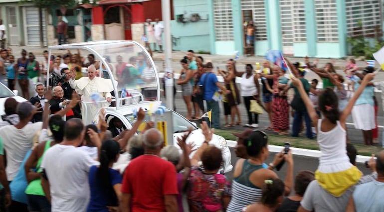 León XIV dedicó un saludo a un grupo de personas