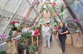 Importante concurrencia de visitantes en el Centro Expo Flora.