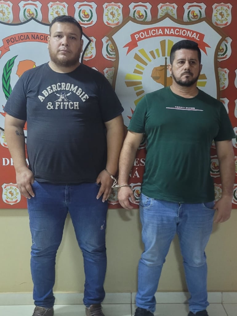 Alfredo Rubén Cabrera González y Édgar Segovia Castillo, capturados por el robo de celulares en Ciudad del Este.