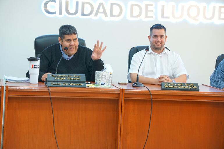 Concejales posponen elección de intendente en Luque Concejales posponen elección de intendente en Luque