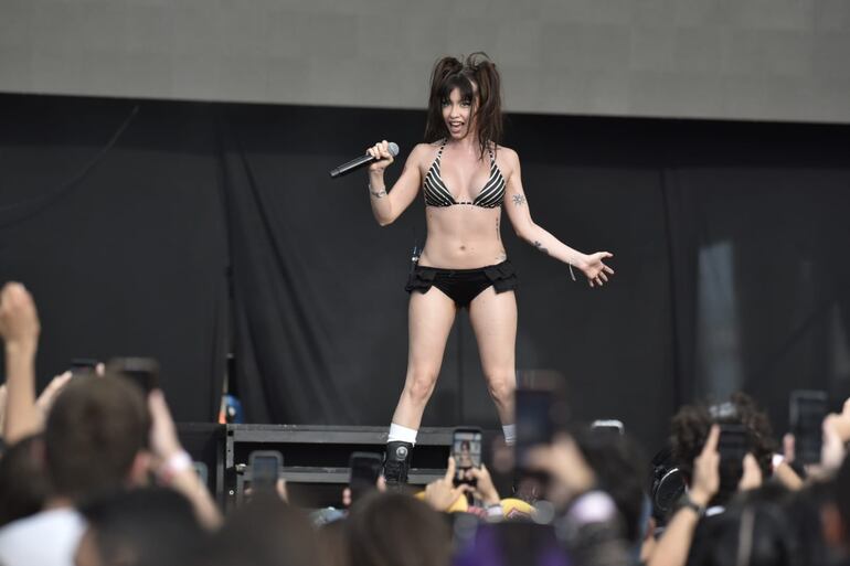 Six Sex en el Asunciónico 2026.