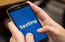 sexting-94612000000-1479605.jpg