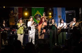 La Band'Elaschica en el escenario del Bonito Blues & Jazz Festival.