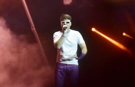 Atrás quedó esta imagen del artista español Quevedo, quien ahora luce más musculoso.