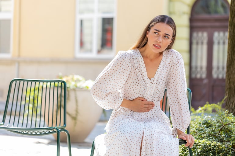 Dolor estomacal durante el viaje.