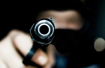 Asalto a mano armada.