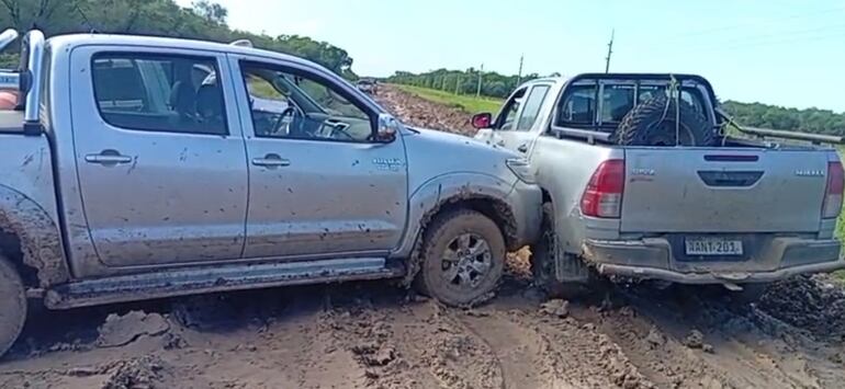 Hasta los vehículos todo terreno no podían pasar por los tramos difíciles.