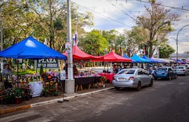 Más de 100 emprendedores ofrecen regalos desde G. 5.000 en la Gran Feria de la Amistad de Villarrica.