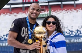 Lucas Nahuel Morales, campeón del torneo Apertura 2026 con Olimpia, militará en el Sportivo Luqueño.