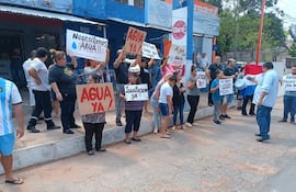 Limpeños exigen el llamado a licitación para la construcción de la planta de tratamiento de agua potable.