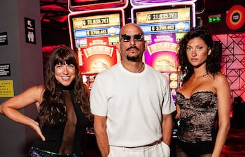 Romina Tamburello, Nico García Huma y Brenda Villoslada.