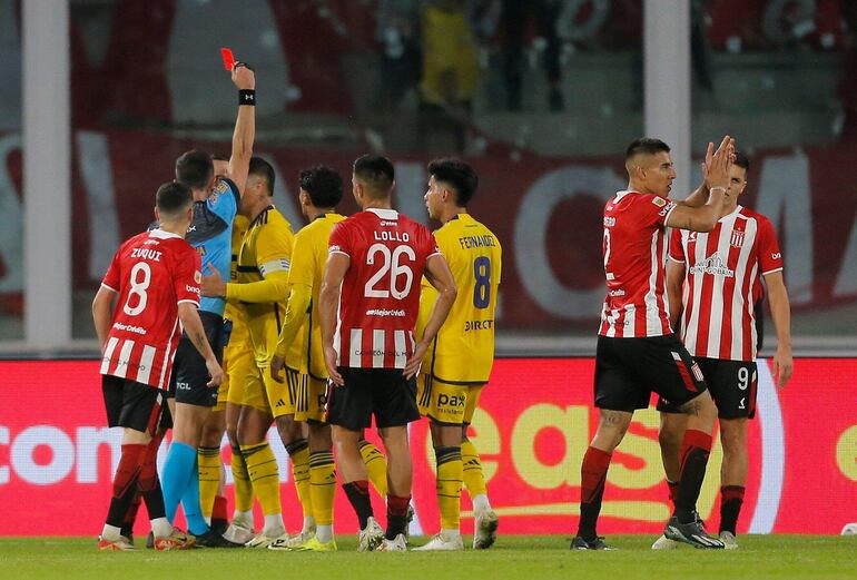 Estudiantes eliminó a Boca Juniors por penales y es finalista de la ...
