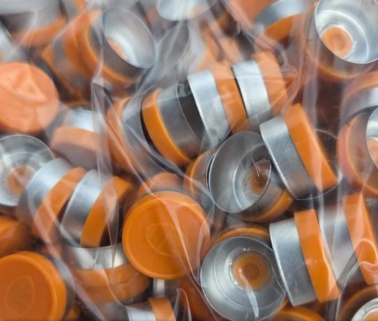 Dinavisa incauta miles de envases para clonar remedios en Aeropuerto Silvio Pettirossi