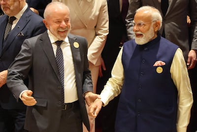 El presidente de Brasil, Luiz Inacio Lula da Silva (i) y el primer ministro de India, Narendra Modi.