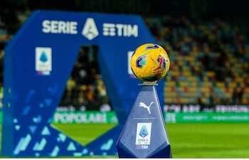 Un escándalo sacude a la Serie A de Italia, por la inclusión en una investigación a unos 70 futbolistas en una red de prostitución.
