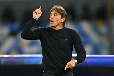 Antonio Conte se tomará un descanso para luego retomar la conducción técnica del Napoli, vigente campeón del fútbol italiano.