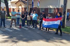 Vecinos de Loma Perõ exigen solución inmediata por la paralización de la Ruta del Progreso.