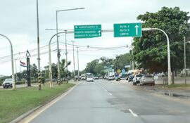 La duplicación y mejoramiento de la ruta D025, que conectará la zona del Aeropuerto Internacional Silvio Pettirossi, en Luque, con el Acceso Norte (Ruta PY03), en Mariano Roque Alonso.