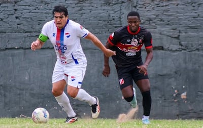 El experimentado Fidencio Oviedo (38 años) milita en el 1º de Marzo de Fernando de la Mora, que viene cumpliendo una muy buena campaña en la Primera División B.