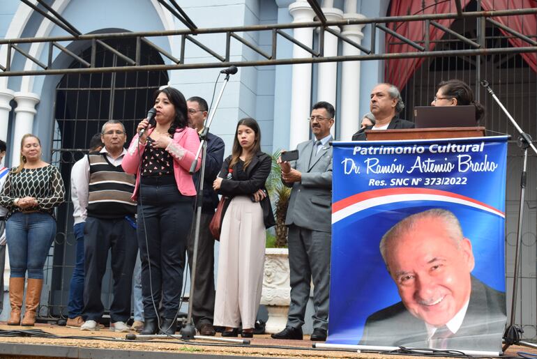 Momento de la celebración anticipada del Día de la Amistad.