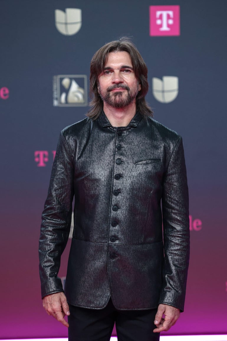 El colombiano Juanes tampoco podía estar ausente en la gala de la música latina, Premio Lo Nuestro 2026. (Giorgio Viera / AFP)
