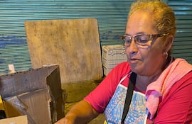 Vendedores del Mercado 4 denuncian fuerte caída en las ventas.