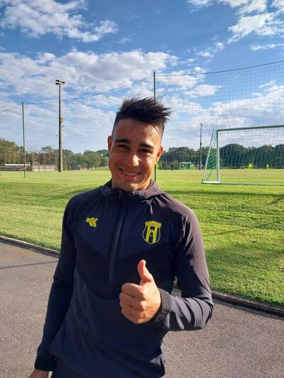 Alan Gustavo Pereira (23), retorna a Guaraní para pelear un lugar en la delantera.
