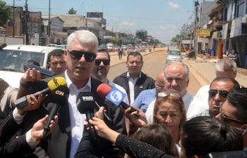 Fiscalía imputa a Arnoldo Wiens y solicita el sobreseimiento de Ramón Jiménez Gaona.