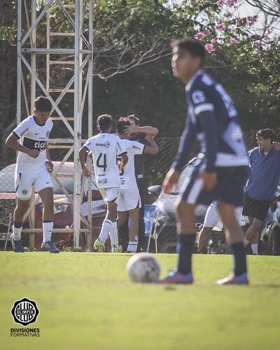 Los franjeados festejando el gol de la victoria