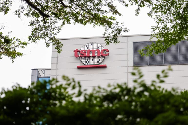 Guerra en Oriente Medio no afectará  provisión de semiconductores, asegura fabricante TSMC