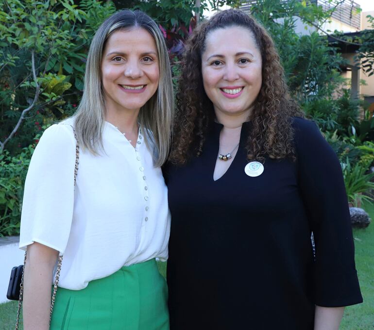 Marcela Torreani y Leiri González.
