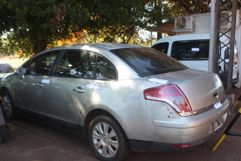 Vehículos incautados en la Aduana Paraguay.