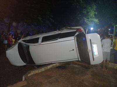 El vehículo volcó en un camino vecinal y su conductor murió prácticamente en el acto.