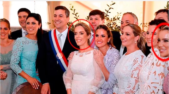 La Primera Dama, Leticia Ocampos y su prima cercana, Silvia "Chichi" Gadea, esposa de Fernando Moreira, director general de Atlas Representaciones S.A.