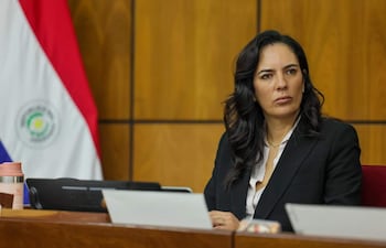 Claudia Centurión, ministra del MOPC.