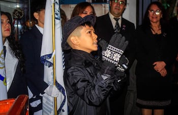 Jesús David Prieto, de la Escuela Manuel Ortiz Guerrero, recitando versos escritos por el poeta.