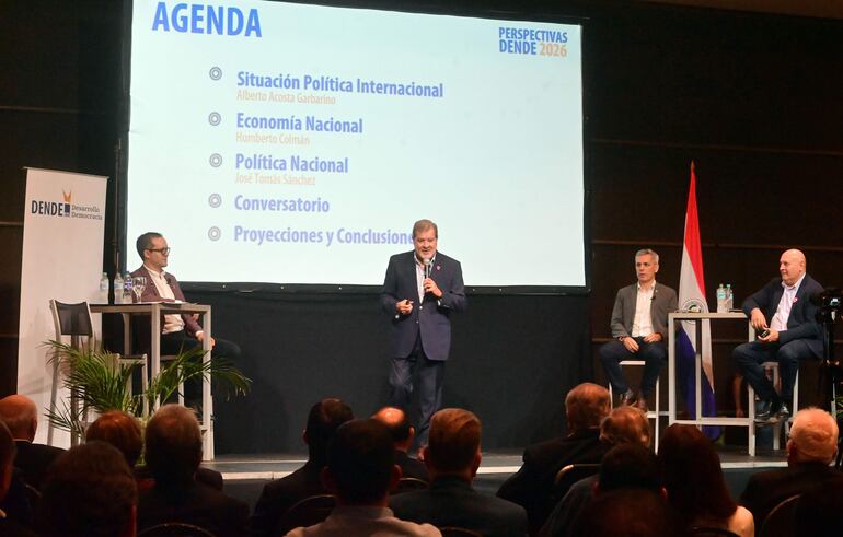 Dende prevé desaceleración de la economía que crecería 4% este año y mayor presión inflacionaria