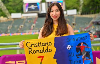 La pasión que genera Cristiano entre los aficionados de Hong Kong por el fútbol y el jugador.