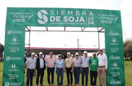 Fecoprod y UGP realizaron su tradicional Siembra de Soja